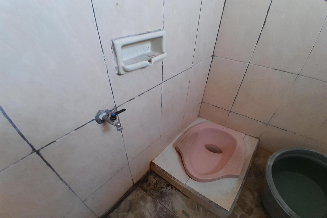 Spot On 93410 Wisma Bintang 巴拉 外观 照片
